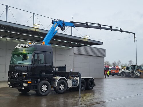Mercedes Actros 2653 8X4 Тягач