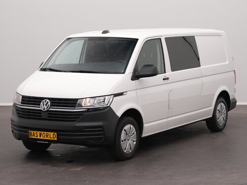 Volkswagen Transporter 150PK Closed box van