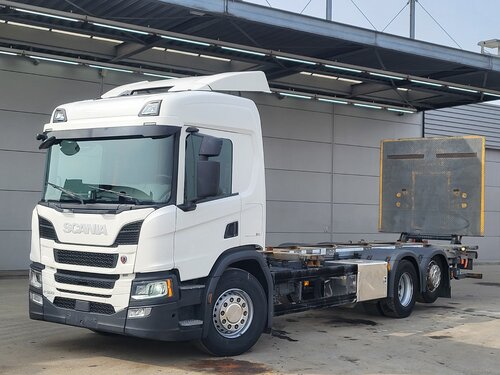  P500 6X2 Saxas Camion à Caisse Mobile