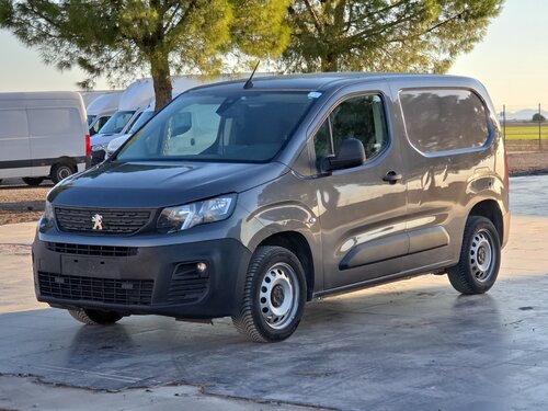 Peugeot Partner 130pk Minibusevi furgoni