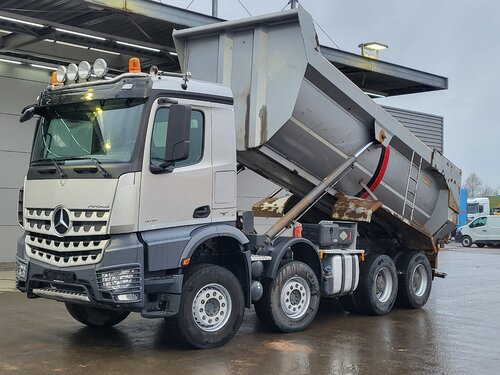 Mercedes Arocs 4151 8X4 CA85 Camion Benne