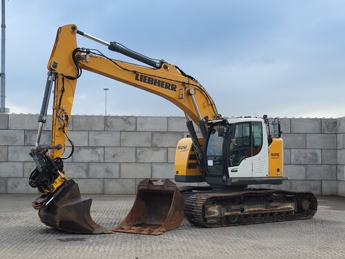Liebherr R926 Crawler excavators