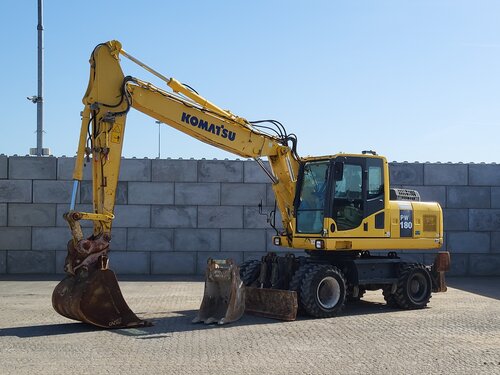 Komatsu PW180 -7E0 Wielgraafmachine