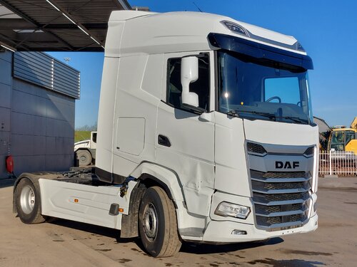DAF XG 480 4X2 Vetopöytäauto