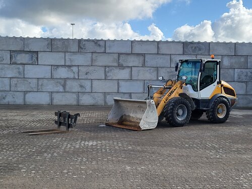Liebherr L506 C Wiellader