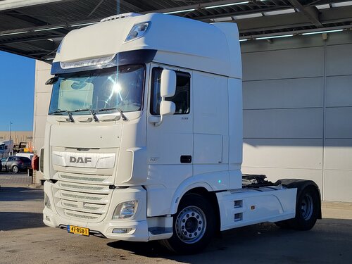DAF XF 530 4X2 Cabeza tractora