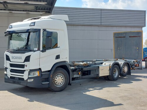  P500 6X2 Saxas Camion à Caisse Mobile