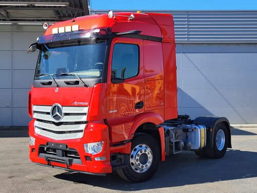 Mercedes Actros 1846 4X2 Тягач