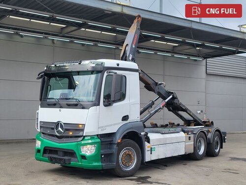 Mercedes Arocs 2530 NGT 6X2 Hiab camion à bras