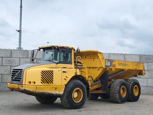 Volvo A25 D Caminhão basculante