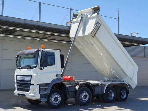DAF CF 460 8X4 Schmitz Самосвал
