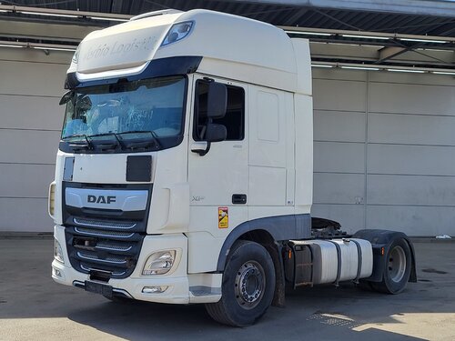 DAF XF 450 4X2 Vetopöytäauto