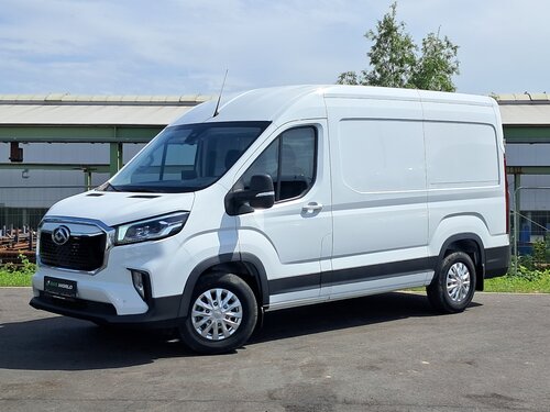 Maxus eDeliver 9 Closed box van