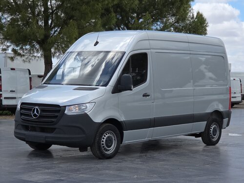 Mercedes Sprinter 215 CDI Fourgon utilitaire
