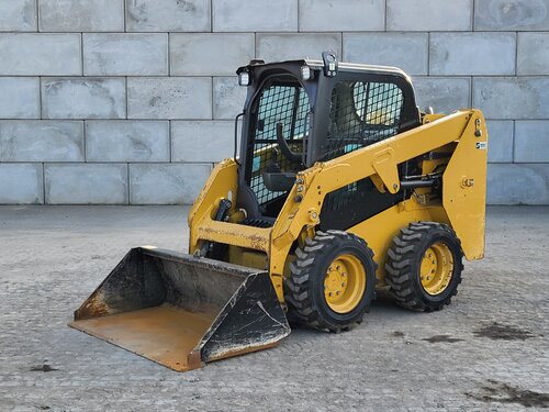 Caterpillar 226 D3 Мини товарачи