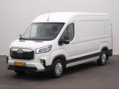 Maxus eDeliver 9 Closed box van