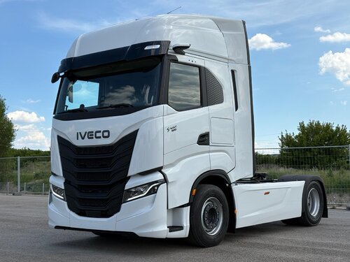 Iveco S-Way 500 4X2 Trækker