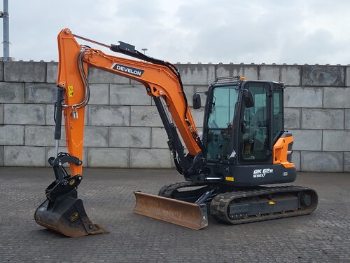 Develon DX62 R-7