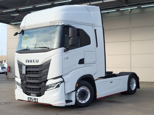 Iveco S-Way 460 4X2 Влекач