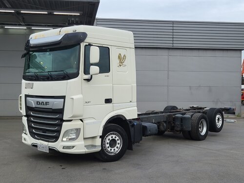 DAF XF 530 6X2 Chassis lastebil