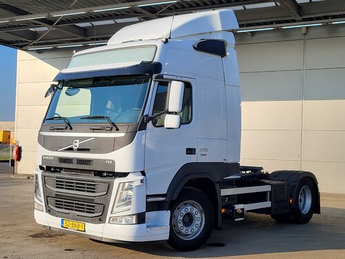 Volvo FM 370 4X2 Trekker