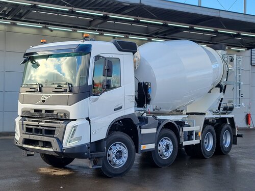 Volvo FMX 430 8X4 FML Concrete mixer Truck