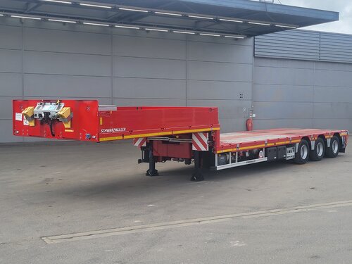 Schwarzmüller Low loader semi-trailer