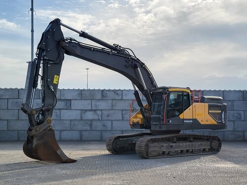 Volvo EC380 E NL raupenbagger