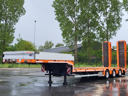 Nooteboom MCOS-48-03V Semi-remorques porte engins