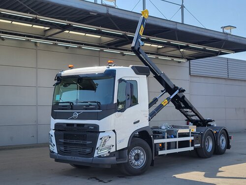 Volvo FM 460 6X2 Hyva haakarm vrachtwagen