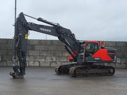 Volvo EC300 E NL koparka gąsienicowa